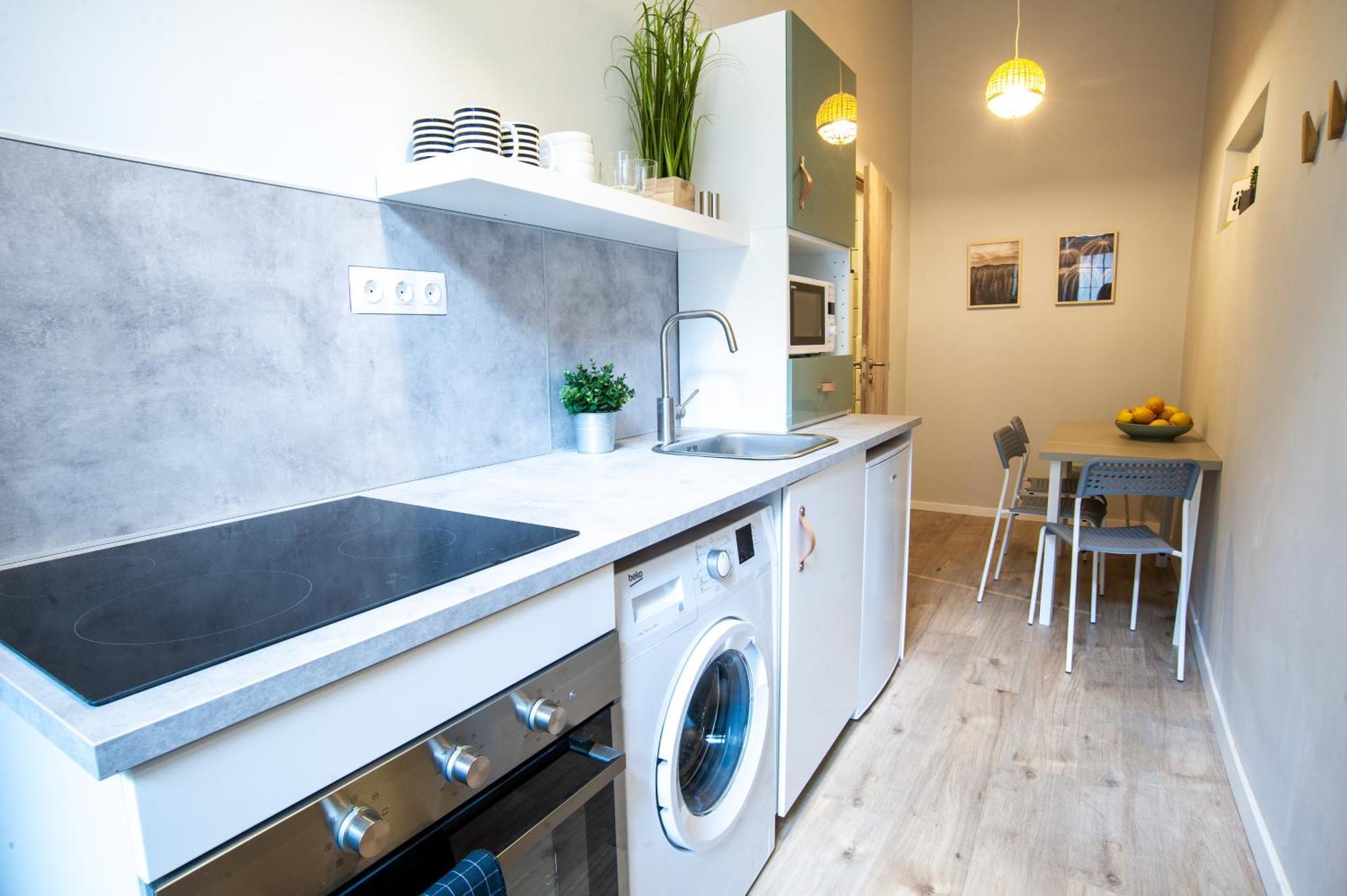 Cozy Apartment On The Boulevard. — Photos 3