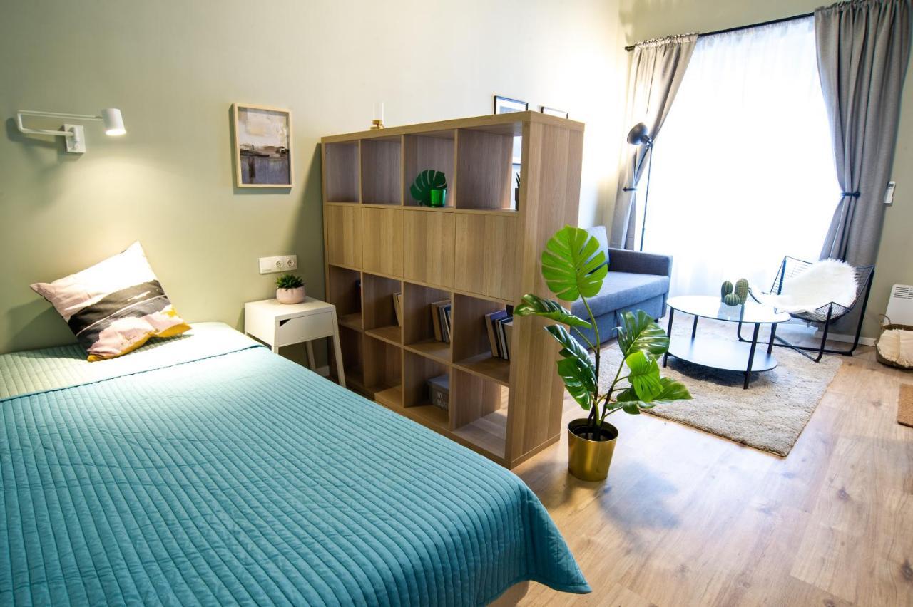 Cozy Apartment On The Boulevard. — Photos 2